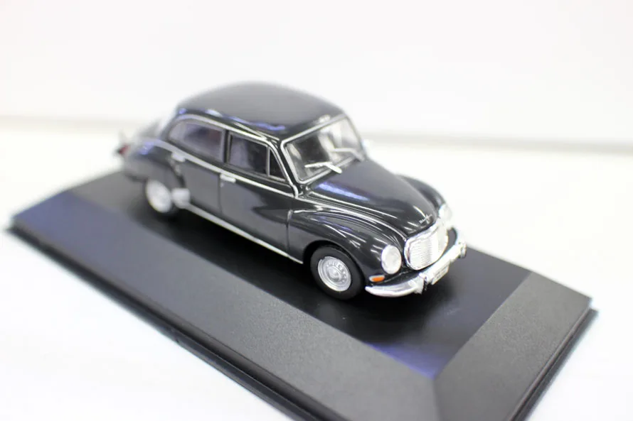 Автомобиль I XO 1:43 DKW VEMAG BELCAR 1965 из бутика игрушки сплава для детей модель подарок
