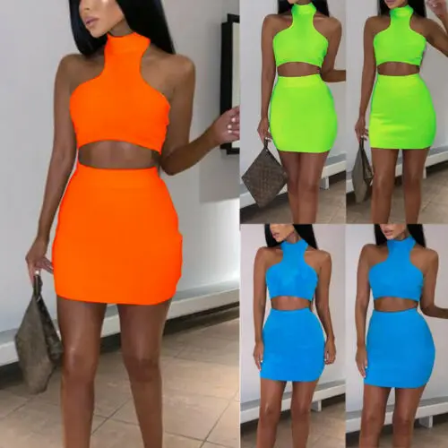 Женский облегающий костюм двойка комплект из топа без рукавов и мини юбки