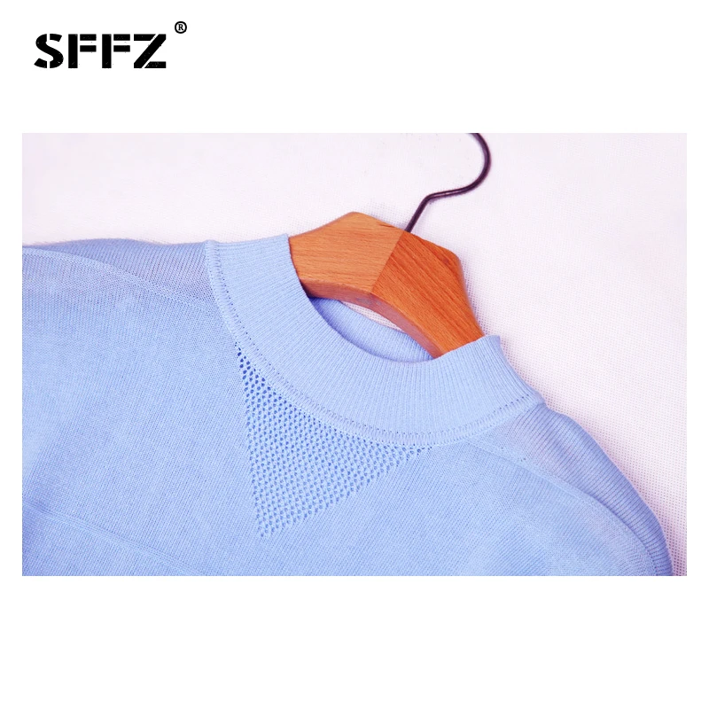 Женское трикотажное платье SFFZ синее длинное с коротким рукавом и высоким воротом