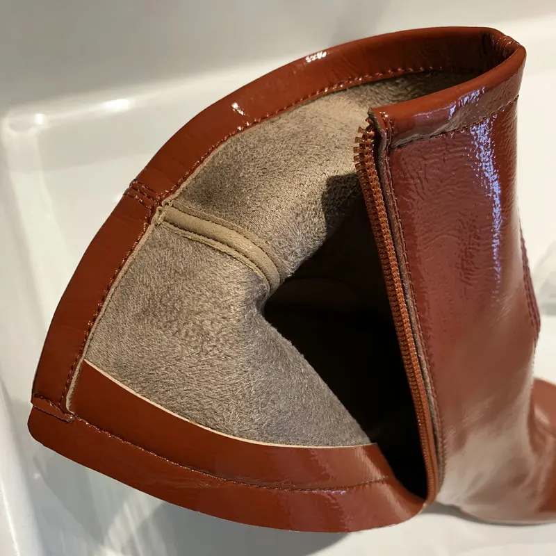 Ботильоны женские из лакированной кожи модные короткие сапоги на высоком