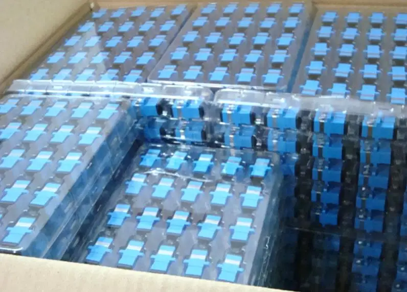 Оптовая продажа новый волоконно оптический Соединительный адаптер стандарта SC /