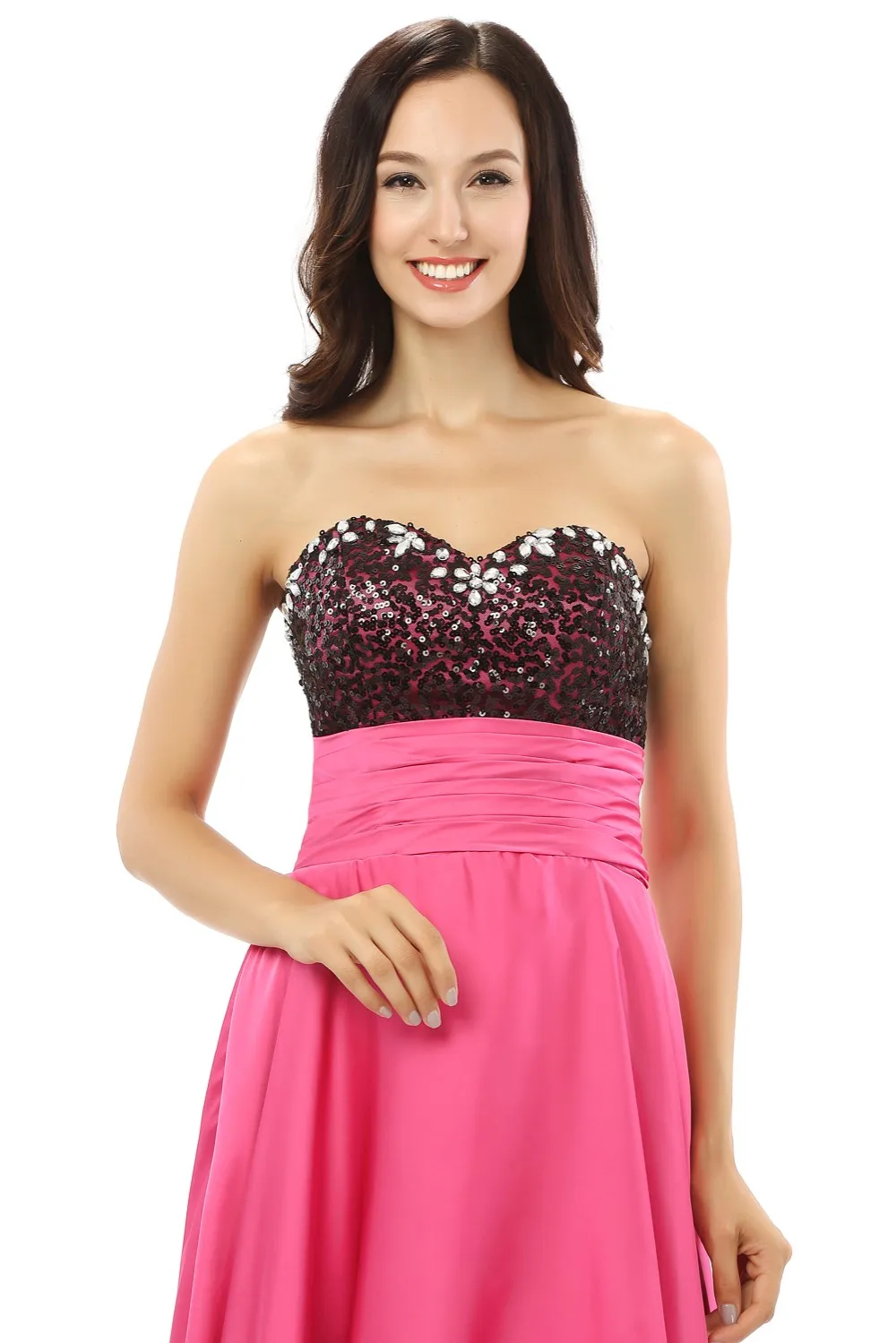 Короткие спереди длинные сзади выпускные платья трапециевидные сердечко