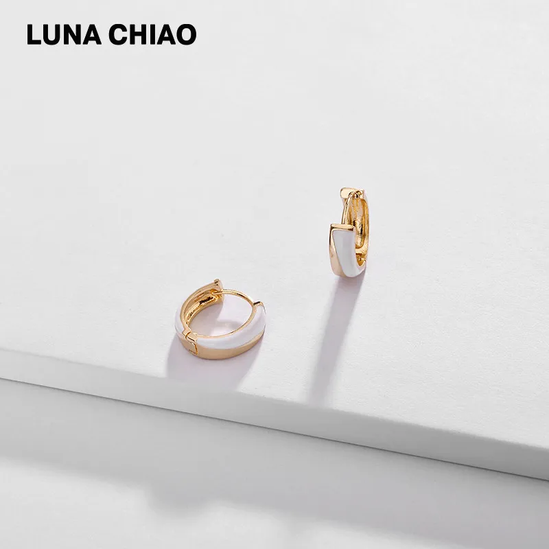 White LUNA CHIAO, Женские Ювелирные украшения, аксессуары, эмалированные медные мини серьги-кольца Huggie, опт, для весны и лета - Окраска металла: White