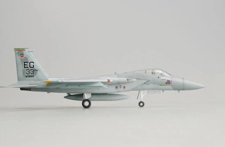 1: 72 ВВС США F-15C истребитель Eagle модель Trumpeter 37120 Коллекционная |