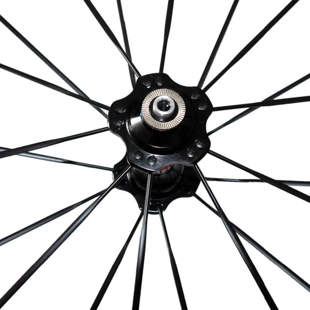 Комплект колес для велосипеда SCC bike шириной 23 мм и глубиной 38 из углеродного