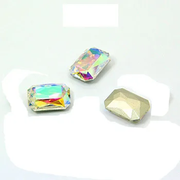 Белые прямоугольные часы AB с заостренным дном украшенные кристаллами и стразами