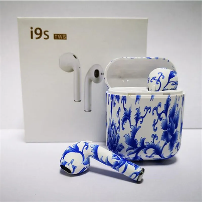 blue-and-white Наушники-вкладыши i9 с функцией TWS. Беспроводные Bluetooth наушники-вкладыши с зарядной коробкой. Bluetooth 5.0 - Цвет: blue-and-white