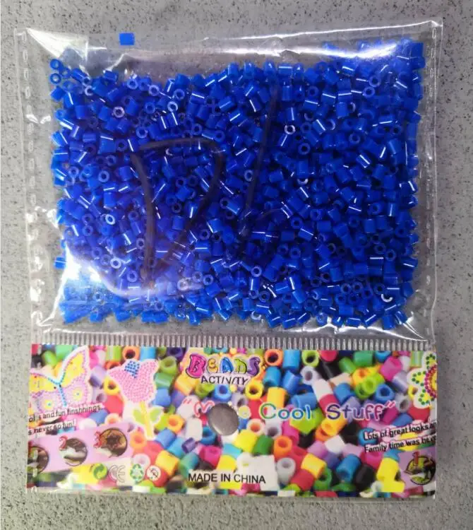 1000 шт Бусины 2,6 мм бусины Perler 2,6 мм DIY игрушки для рукоделия белые черные бусины ручной работы 3D Пазлы пополняемая посылка - Цвет: D6 royal blue