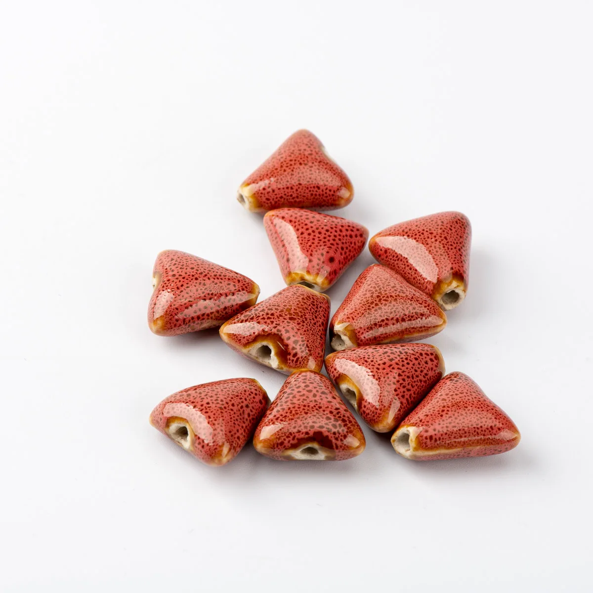 

16# 20pcs Triangle Shape Sphere Ceramic beads sell by bags not wooden China Ceramics beads #A515C