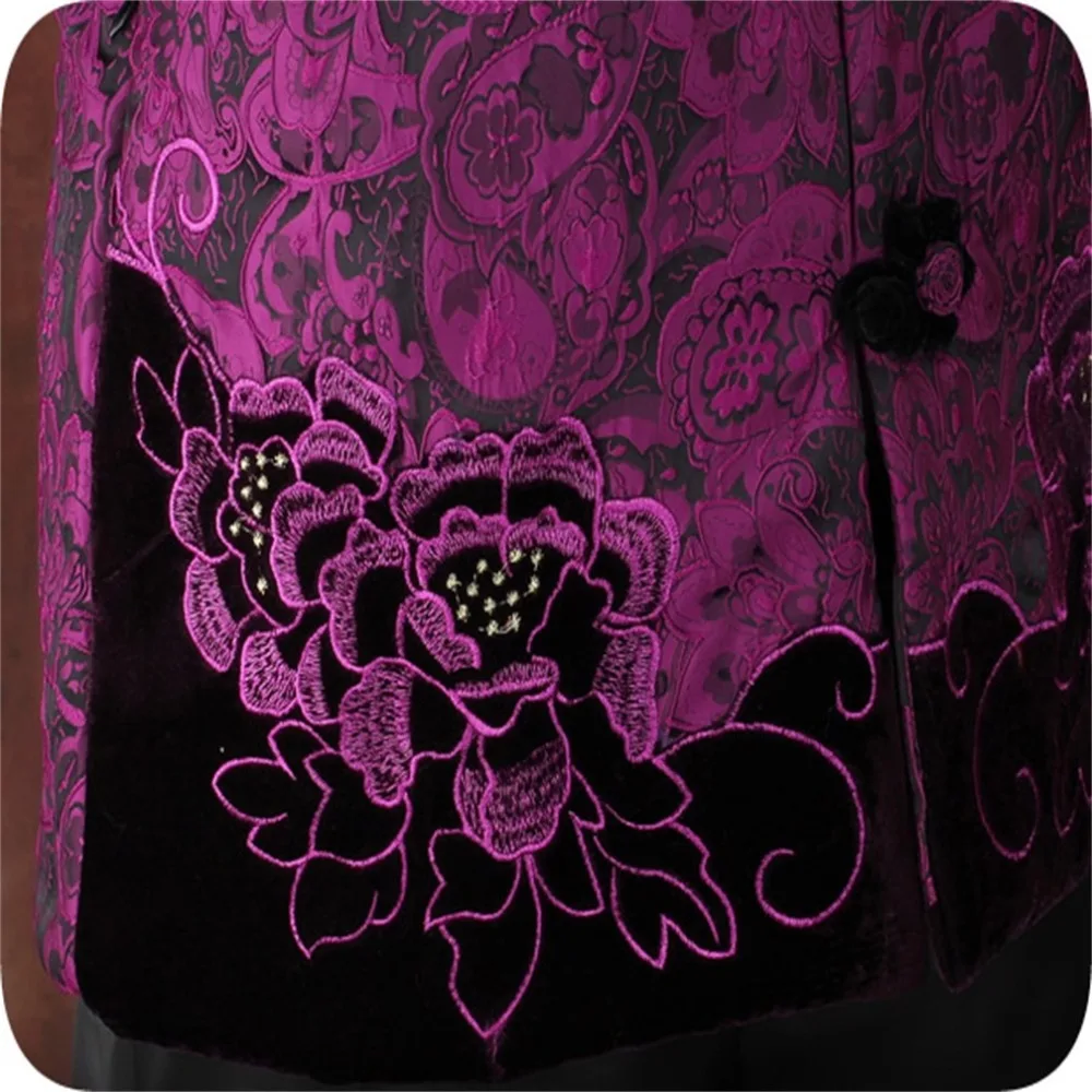 

Discount Purple Chinese Tradition Women's Long sleeve Wadded Jacket Middle-aged Embroidery Tang Suit OuterwearM L XL XXL 3XL 4XL