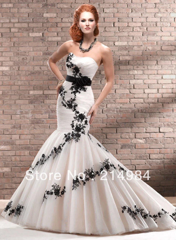 Custom Make Sexy Strapless Open Back Appliqued Hem Mermaid Wedding Dresses Gown With Black Sash | Свадьбы и торжества