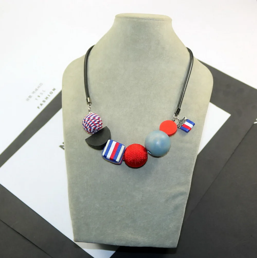 Ожерелье с деревянными бусинами из богемной ткани Модная бижутерия для женщин