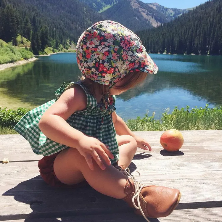 Комплект с шортами в клетку для маленьких девочек детская одежда со штанами