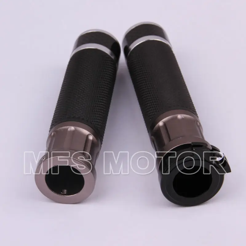 

Motorcycle Universal 22mm 7/8" Handle bar Grips Carbon Fabric Material A6 Silver / Gray