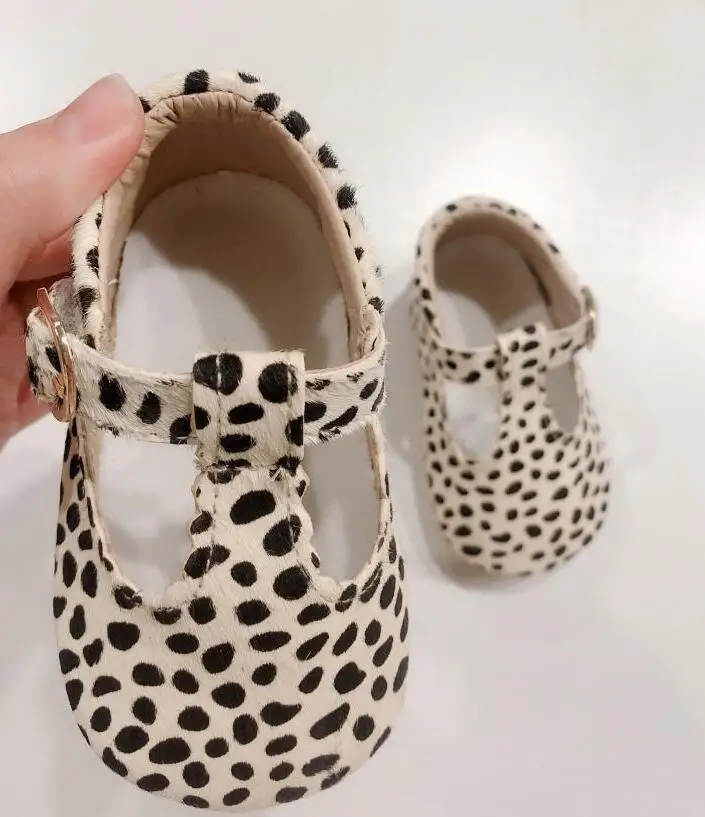 Детская обувь с Т образным ремешком Леопардовая из натуральной кожи конским