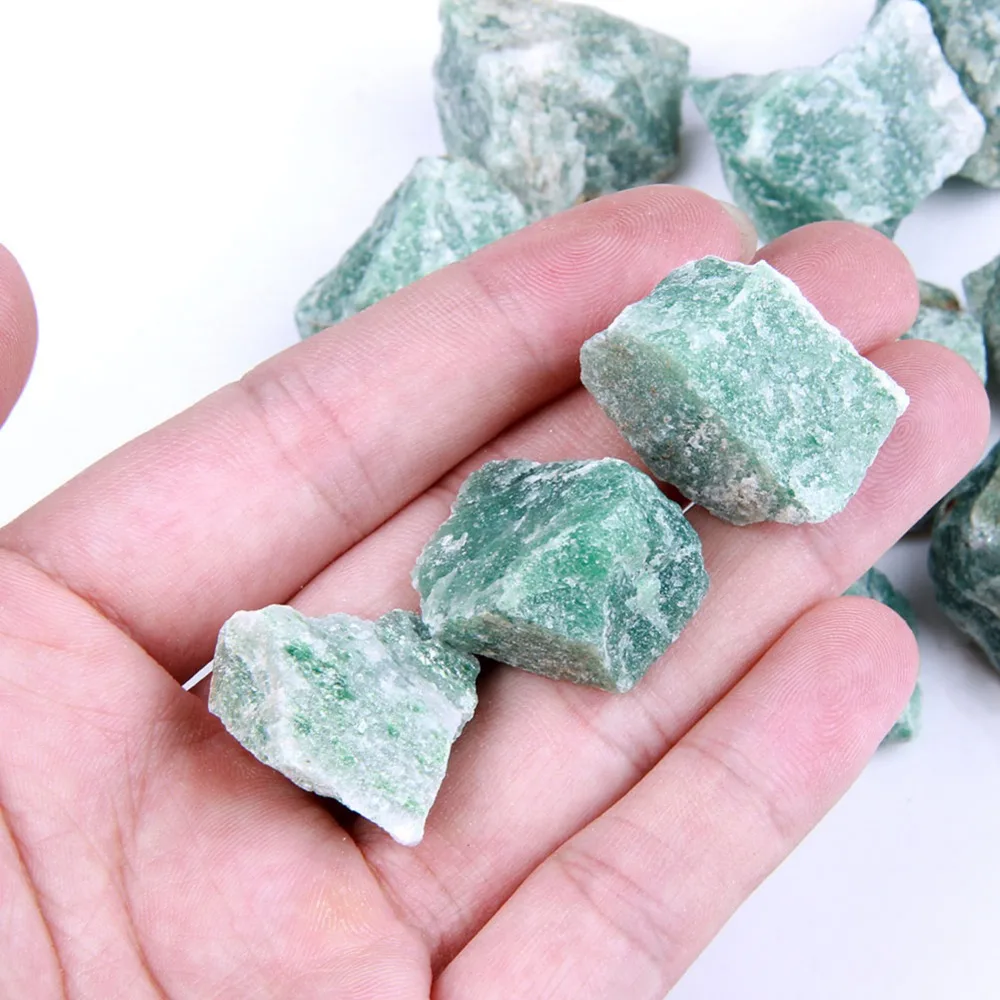 Натуральные зеленые авантюрины необработанные минеральные камни