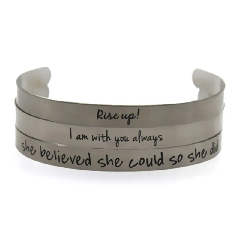 Она верила что она сможет так и сделала серебряный браслет на запястье браслеты