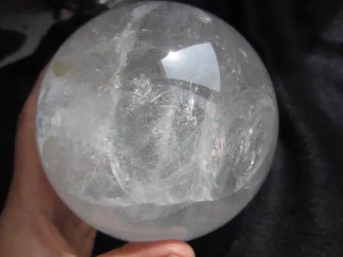 

xd j00573 NATURAL CLEAR QUARTZ CRYSTAL SPHERE BALL