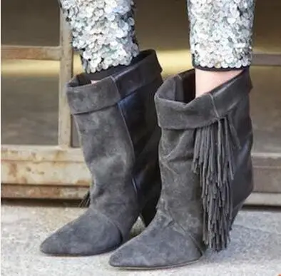 Женские замшевые ботинки с острым носком серые или черные на высоком каблуке