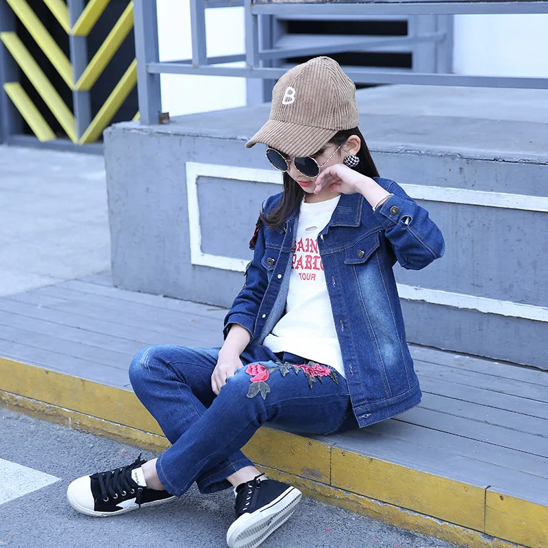 Джинсовый комплект для девочек повседневный из двух предметов с вышитыми розами