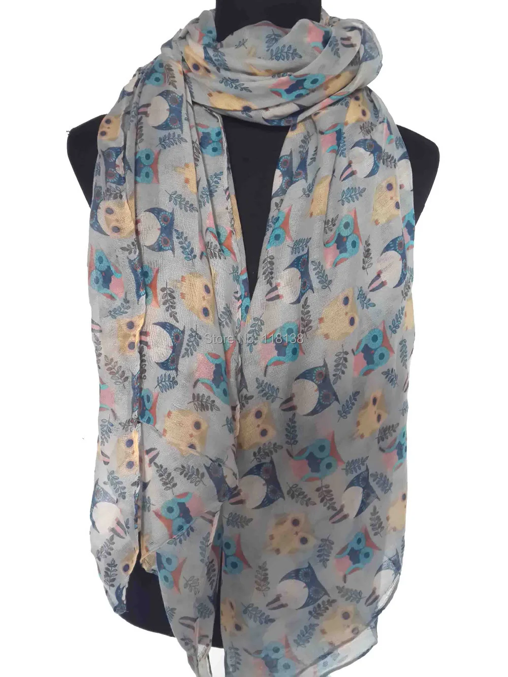 Женский шарф с рисунком совы |