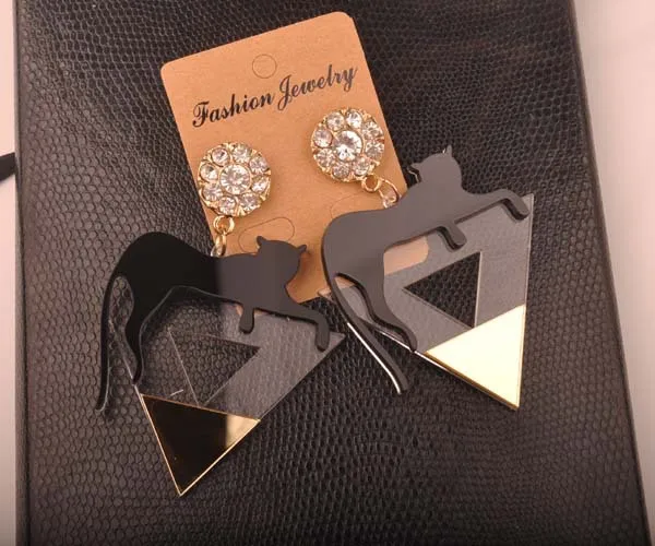 Ювелирные изделия на Хэллоуин универсальные большие акриловые черные