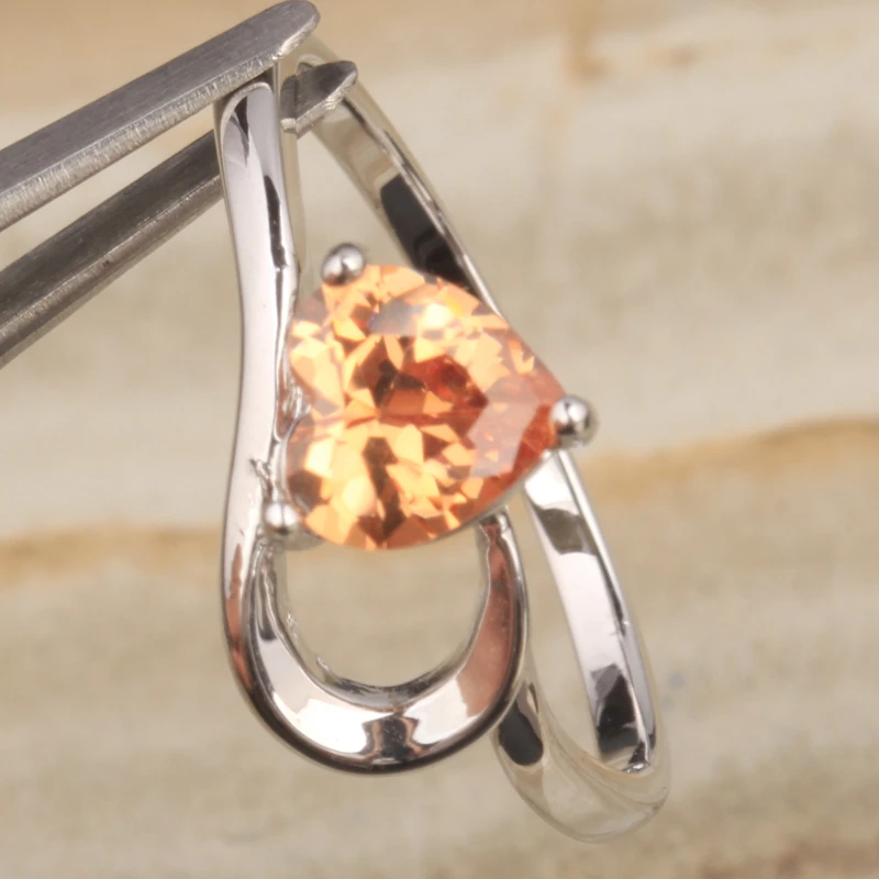 Дразнящий сердце оранжевый Шампанское Morganite кубического циркония камни 925