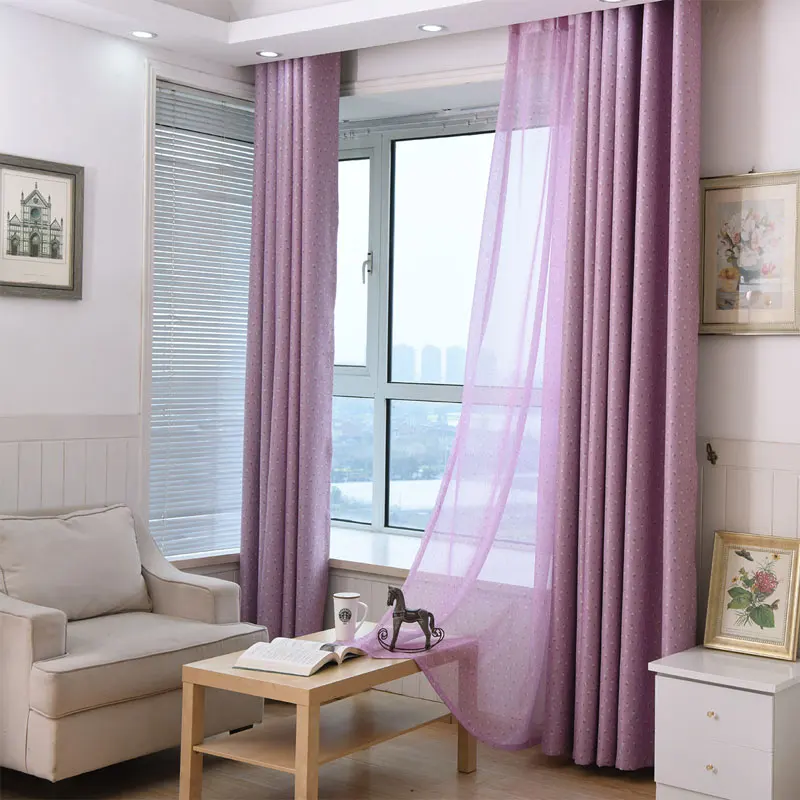 Занавески в стиле кантри розовые маленькие с цветочным принтом затемненные