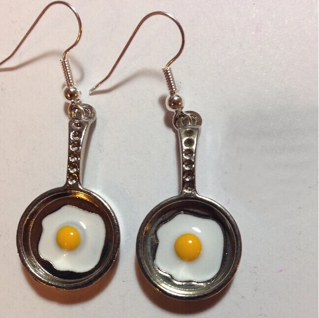 

HOT !!! Fashion Jewelry Earrings Breakfast-FRIED EGG in FRYING PAN Charm Drop Earrings Pendant Vintage for woman gift-132