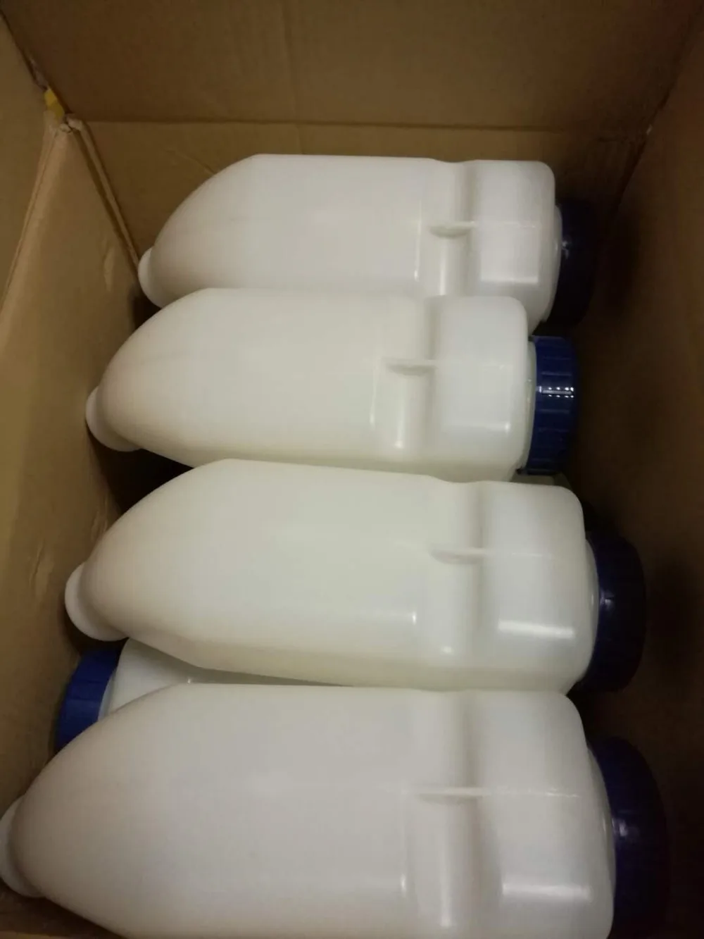 Прочная кожа коровы соской в форме 4 литров до середины икры бутылочка для