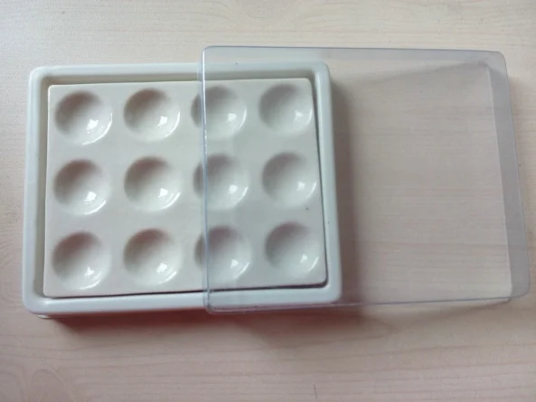 

Dental Color Matching Plate 12 holes,dental lab Porcelain Ceramic enquipment material