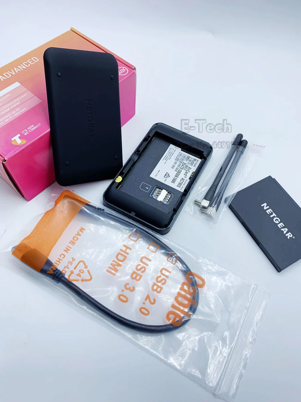 Netgear Aircard 790s(AC790S) 300 Мбит/с 4G Мобильная точка доступа Wifi роутер портативный Mifi роутер