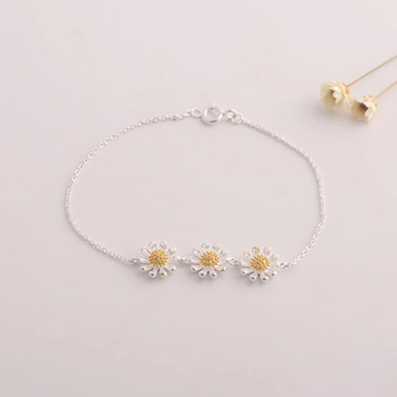 

KOFSAC New Charm 925 Sterling Silver Bracelets For Women Girl Party Jewelry Sweet Cute Small Daisy Bangles Valentine's Day Gifts