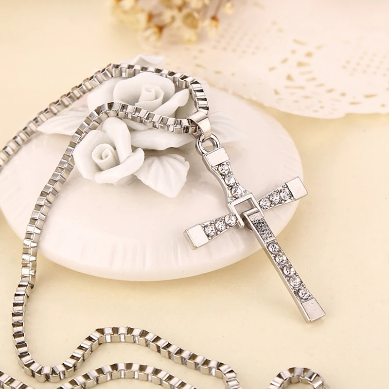 Ожерелье Макси ожерелье макси 2017 распродажа ожерелья подвески с крестом Форсаж 7