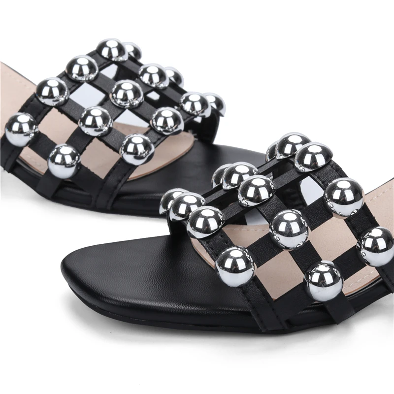 Ta Цзян из натуральной коровьей кожи Женские сандалии с заклепками Летние в