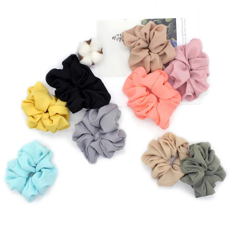 Маленькие свежие весенние и летние шифоновые простые волосы с цветочным принтом