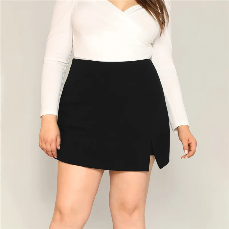 SHEIN, черные повседневные женские шорты с разрезом, плюс размер, юбки,, летние шорты со средней талией на молнии сзади