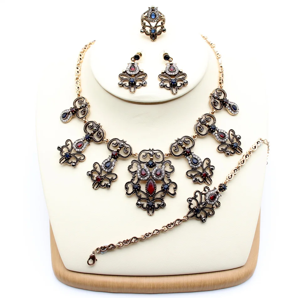 Комплект из колье серёг браслета и кольца с кристаллами | Украшения аксессуары