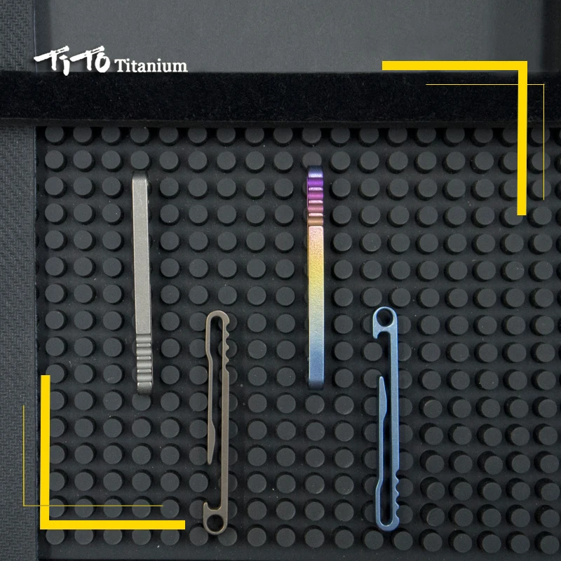 Брелок для ключей с зажимом из титанового сплава многофункциональный походный