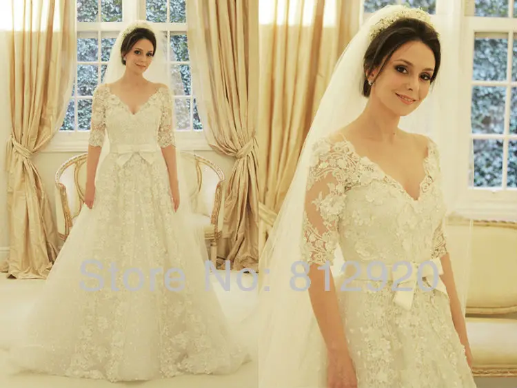 

A-line V-neck Short Sleeve Lace Wedding Gowns