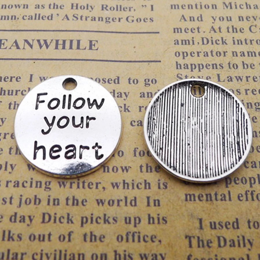 Модные круглые шармы RAINXTAR из сплава 20 мм с надписью Follow Your Heart 50 шт. AAC669 | Украшения