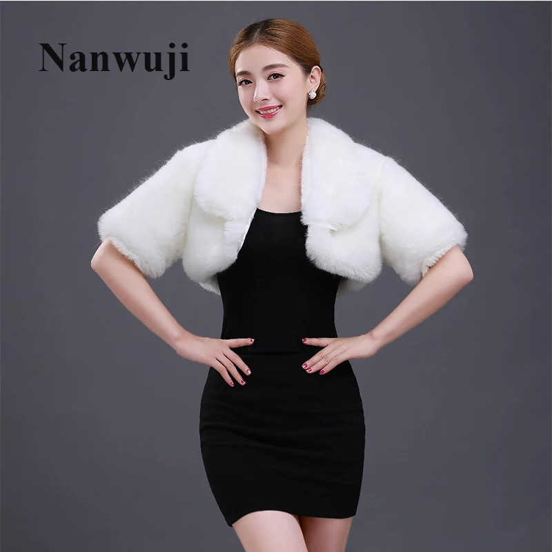 Сделанная на заказ Свадебная накидка из искусственного меха белого цвета