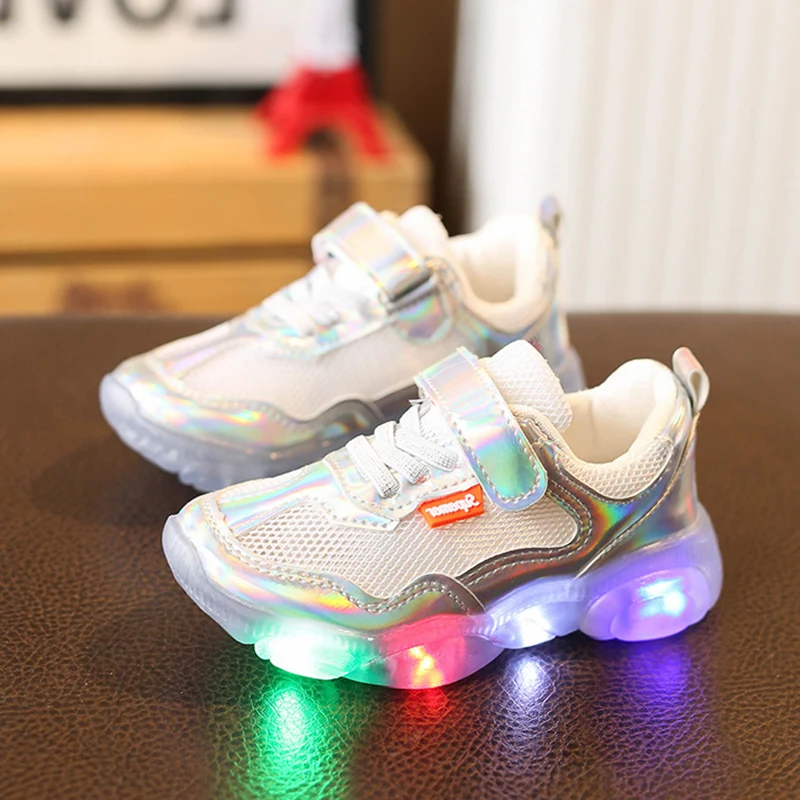 

Kid Girls Baby Glowing Light Up Shoes Sport Led Luminous Lighted up Boys Girls Shoes for Children Toddler Shoes Casual Flats