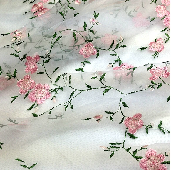 

2015 fashion pink flower gauze embroidery lace cloth fabric high quality clothes fabric
