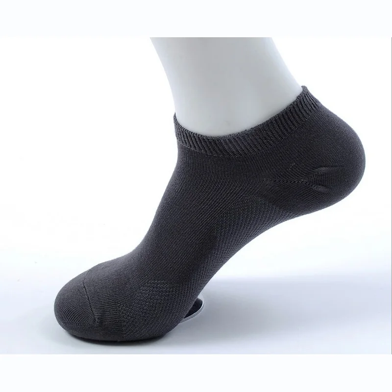Новинка 2020 года бесплатная доставка весенне летние модные однотонные носки для