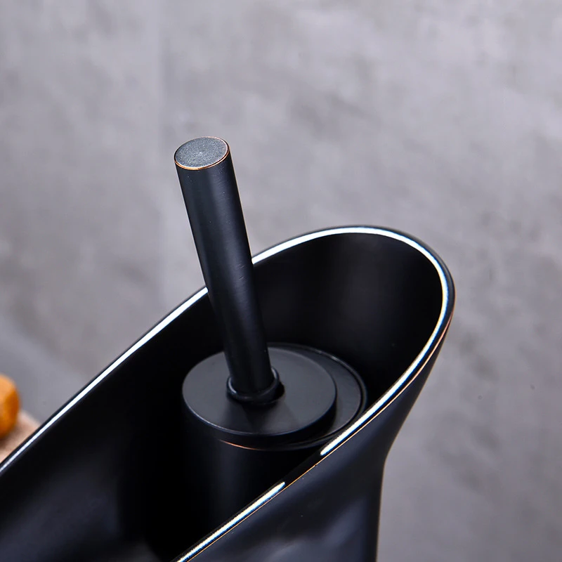 Смеситель Водопад черный кран с одной ручкой и креплением на раковину для