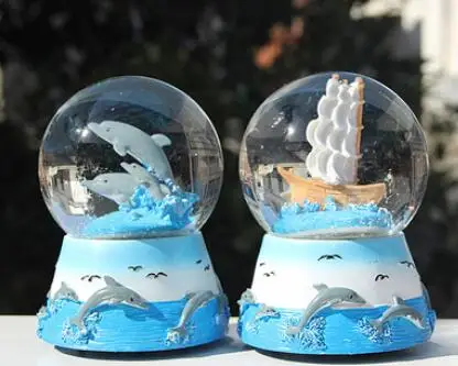 RONG-719 + полимерный хрустальный шар Дельфин музыкальная шкатулка | Дом и сад