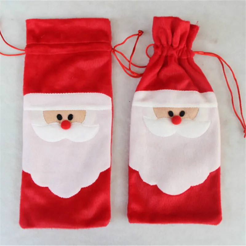 Красное вино бутылки ее мужа Санта Клауса обеденный стол Декор одежды с шапками