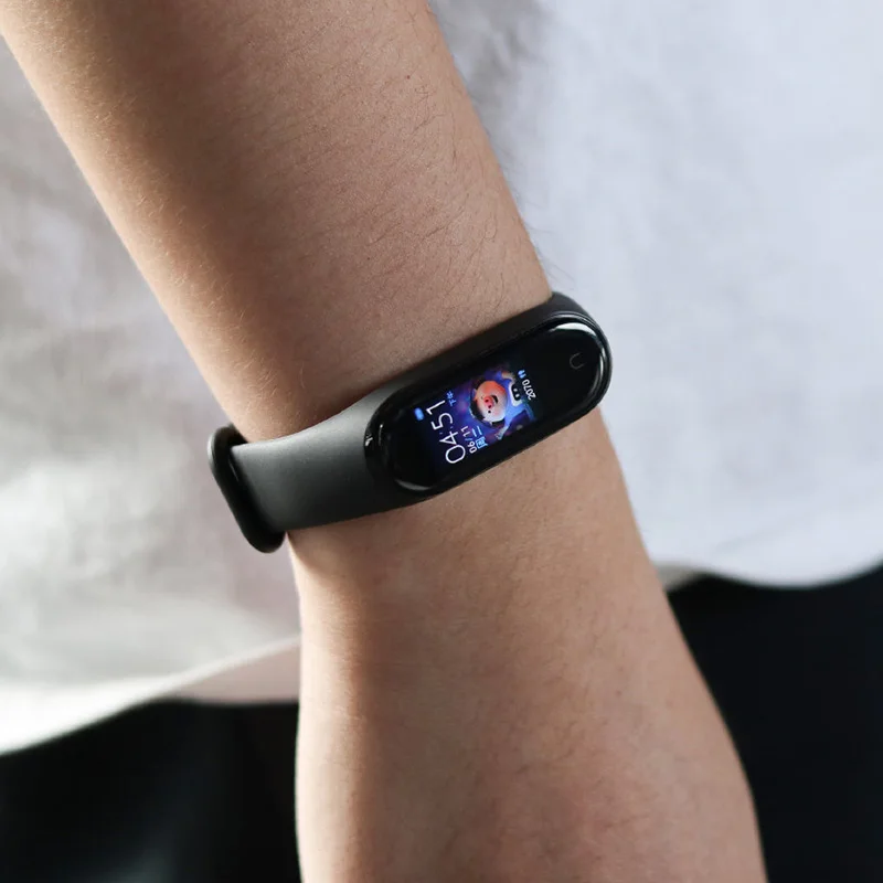 Фитнес браслет Xiaomi Mi Band 4 с цветным смарт экраном 135 мА/ч 50 м|Смарт-браслеты| |