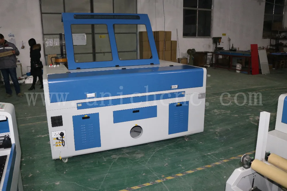 Высокое качество двойных головок лазерный станок/лазерная гравировка